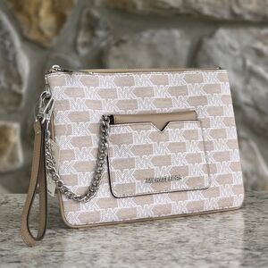 Michael Kors Jet Set Logo Large 2 In 1 Card Case Wristlet